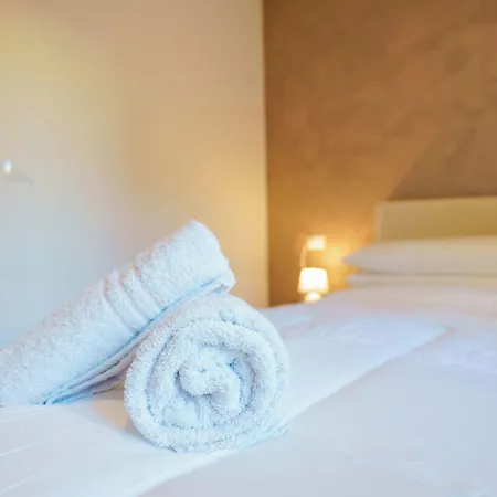 Le Stanze Dell'edera - Charming In The Old Town 4* 博洛尼亚